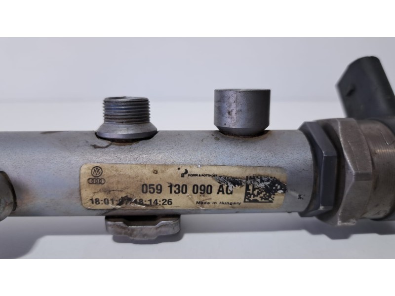 Recambio de rampa inyectora para volkswagen touareg (7la) 3.0 v6 tdi dpf referencia OEM IAM 059130090AG 75377 R Recambio de rampa inyectora para volkswagen touareg (7la) 3.0 v6 tdi dpf referencia OEM IAM 059130090AG 75377 R