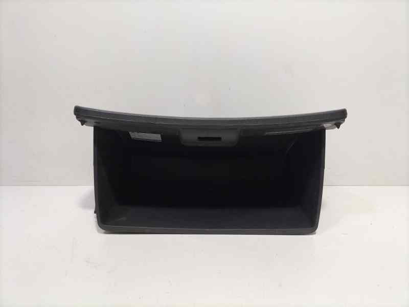 Recambio de guantera para toyota corolla (e12) 2.0 d-4d linea sol berlina referencia OEM IAM 5555102060 83657 