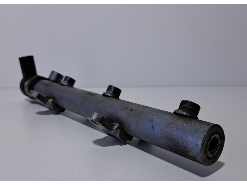 Recambio de rampa inyectora para volkswagen touareg (7la) 3.0 v6 tdi dpf referencia OEM IAM 059130090AG 75377 R Recambio de rampa inyectora para volkswagen touareg (7la) 3.0 v6 tdi dpf referencia OEM IAM 059130090AG 75377 R