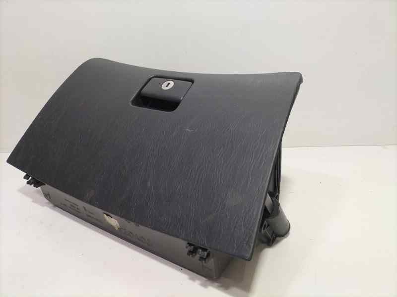 Recambio de guantera para toyota corolla (e12) 2.0 d-4d linea sol berlina referencia OEM IAM 5555102060 83657 