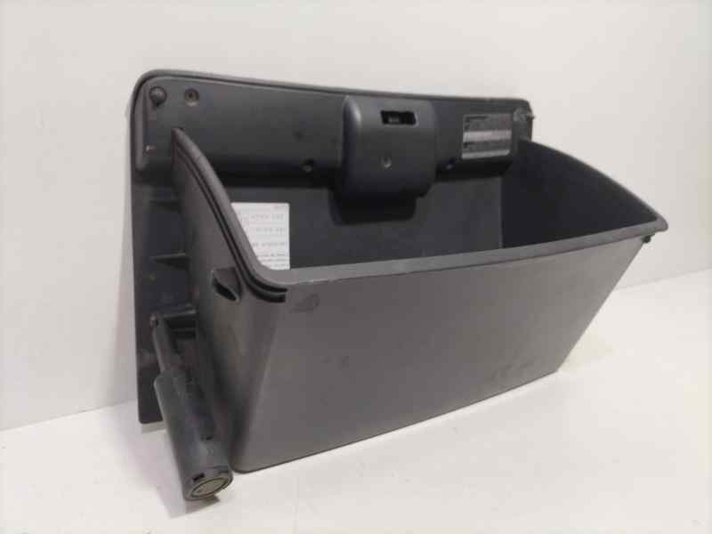 Recambio de guantera para toyota corolla (e12) 2.0 d-4d linea sol berlina referencia OEM IAM 5555102060 83657 