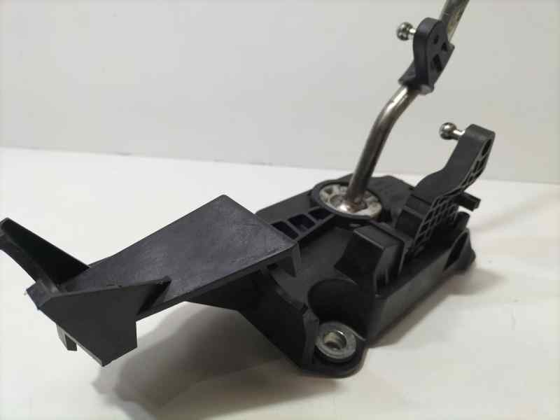 Recambio de palanca cambio para ford focus berlina (cap) ghia referencia OEM IAM 4M5R7C453 82757 