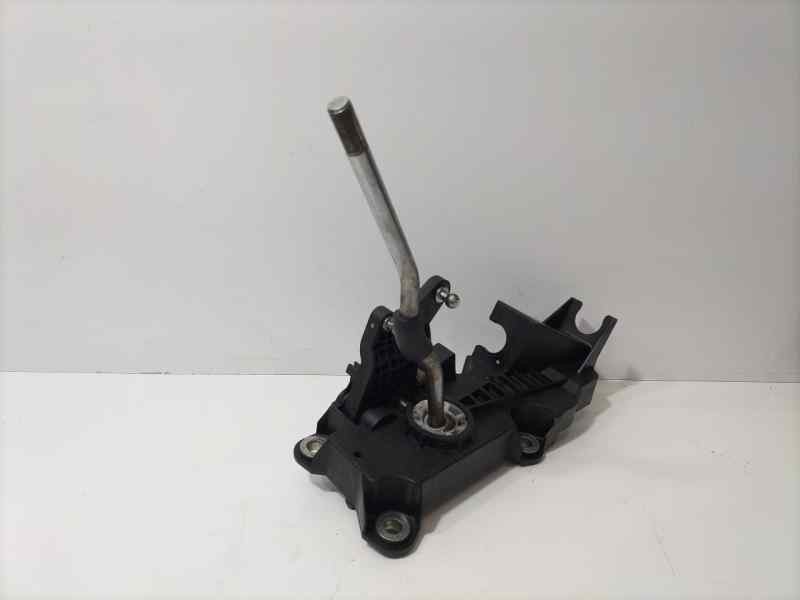 Recambio de palanca cambio para ford focus berlina (cap) ghia referencia OEM IAM 4M5R7C453 82757 