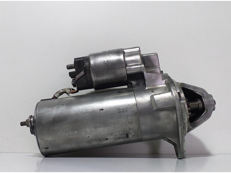 Recambio de motor arranque para opel astra g berlina 1.7 turbodiesel cat (x 17 dtl / 2h8) referencia OEM IAM 0001110115 65920  Recambio de motor arranque para opel astra g berlina 1.7 turbodiesel cat (x 17 dtl / 2h8) referencia OEM IAM 0001110115 65920