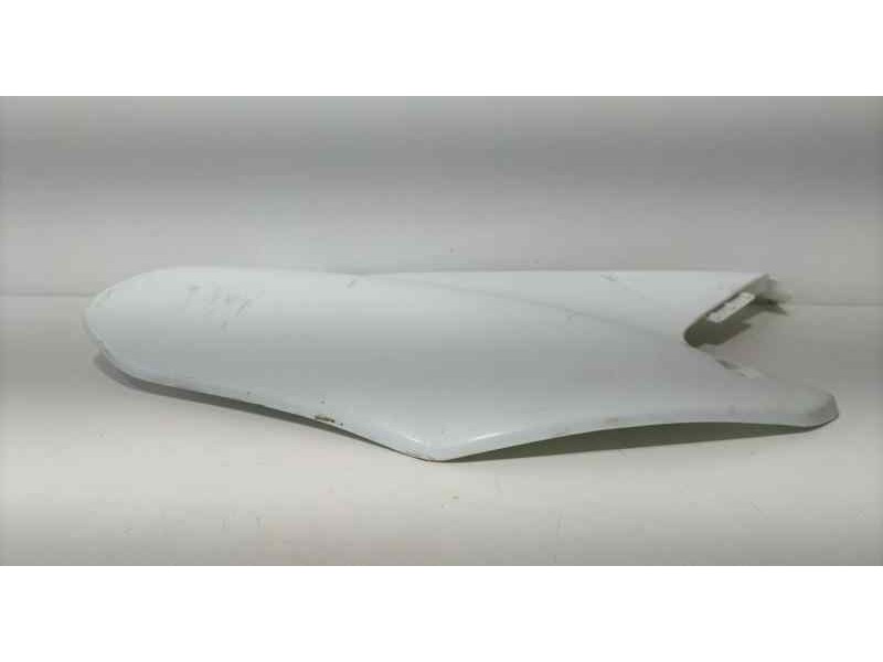 Recambio de molduras traseras para honda cr 125 cross 2015 referencia OEM IAM  86700 