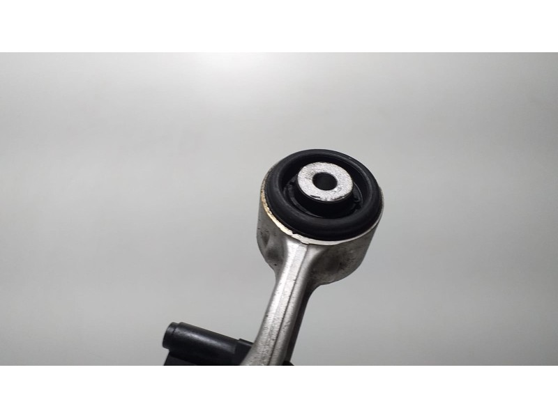 Recambio de brazo suspension superior delantero izquierdo para porsche cayenne (typ 92aa) gts referencia OEM IAM K1953-05 66439 