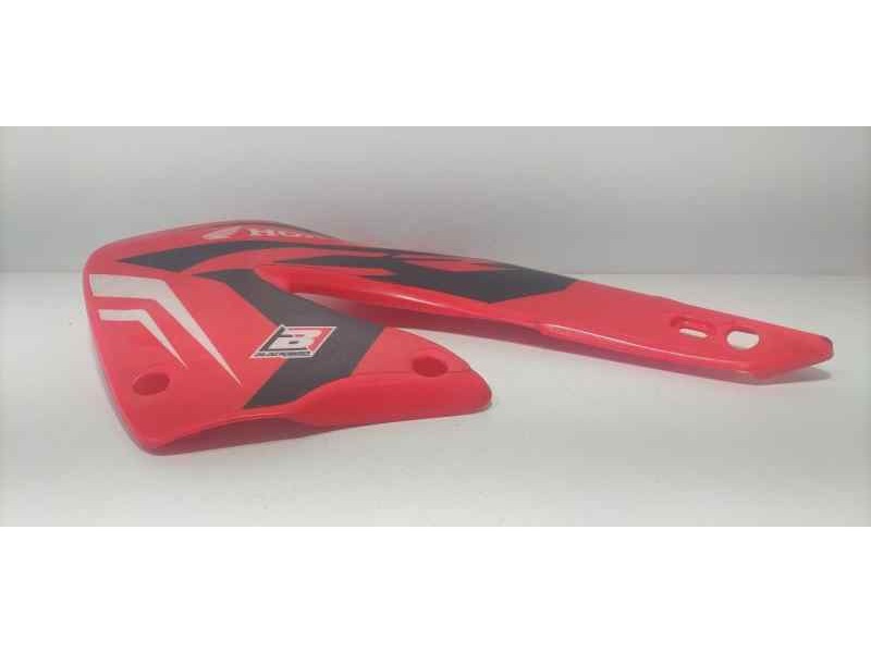 Recambio de molduras delanteras para honda cr 125 cross 2015 referencia OEM IAM  86802 