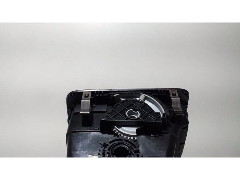 Recambio de rejilla aireadora para volkswagen golf vi (5k1) advance referencia OEM IAM 5K0819709 68197 