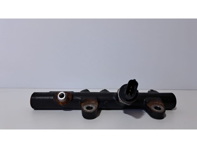 Recambio de rampa inyectora para renault kangoo 1.5 dci diesel fap referencia OEM IAM H8201157327 75408 R