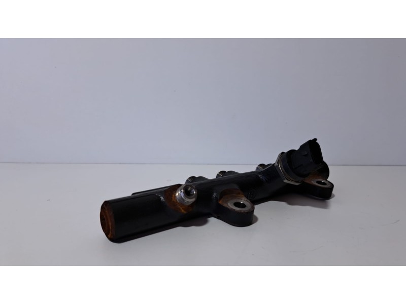 Recambio de rampa inyectora para renault kangoo 1.5 dci diesel fap referencia OEM IAM H8201157327 75408 R