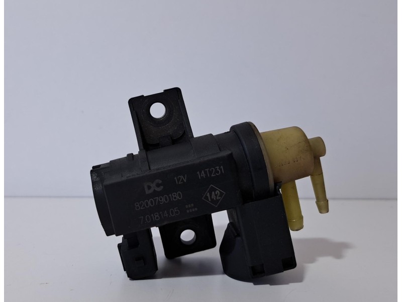 Recambio de valvula aire adicional para renault kangoo 1.5 dci diesel fap referencia OEM IAM 8200790180 75411 R