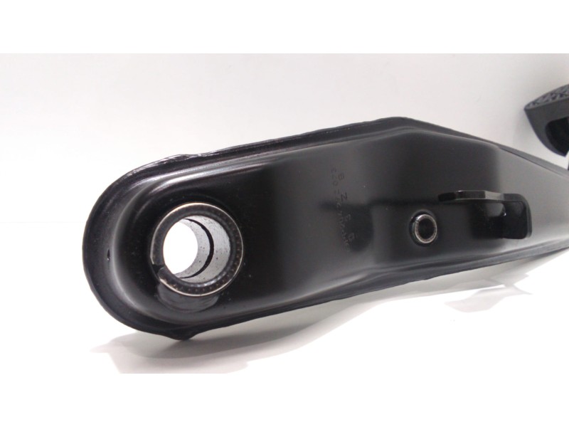 Recambio de pedal freno para mercedes-benz clase e (w212) familiar 200 cdi blueefficiency (212.205) referencia OEM IAM 204292073