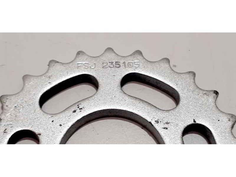 Recambio de polea arbol levas para volkswagen touareg (7la) tdi v6 referencia OEM IAM 05710911J 45146 