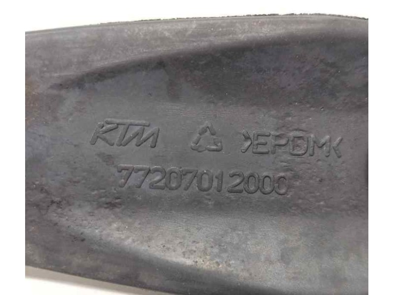 Recambio de soporte motor para ktm ktm sxf 350 sxf 350 referencia OEM IAM 77207012000 86821 