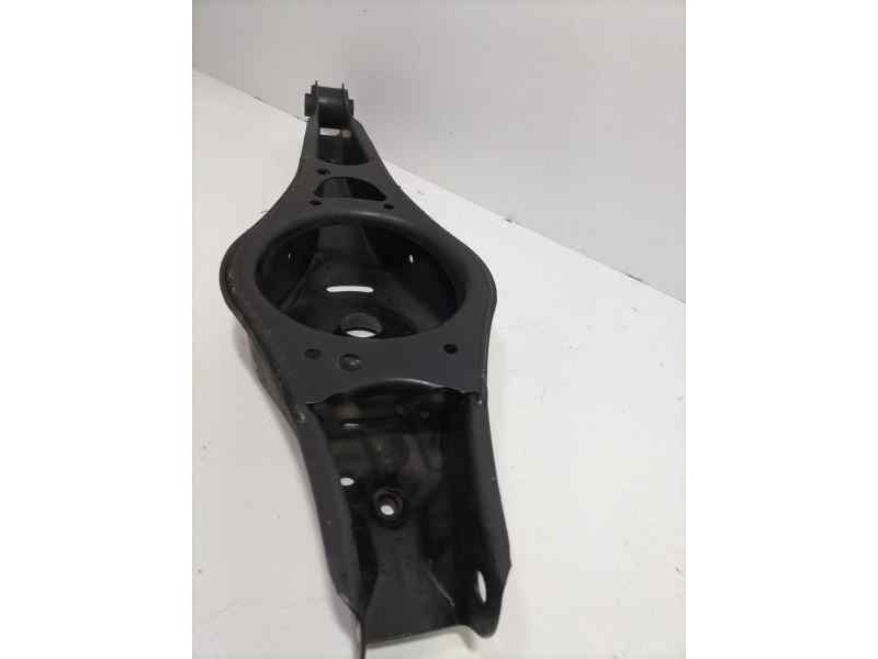 Recambio de brazo suspension inferior trasero izquierdo para seat leon (1p1) comfort limited referencia OEM IAM 1K0505371 84212 