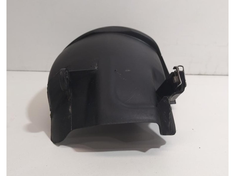 Recambio de guardabarros para piaggio (vespa) s/lx/lxv 50/125 lx 50 referencia OEM IAM VESPA50 77758 