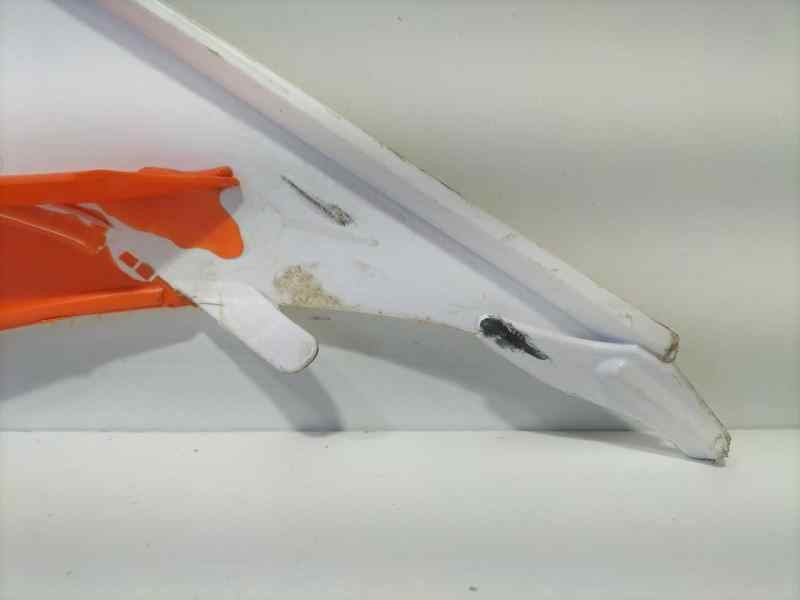 Recambio de molduras traseras para ktm ktm sxf 350 sxf 350 referencia OEM IAM  86825 