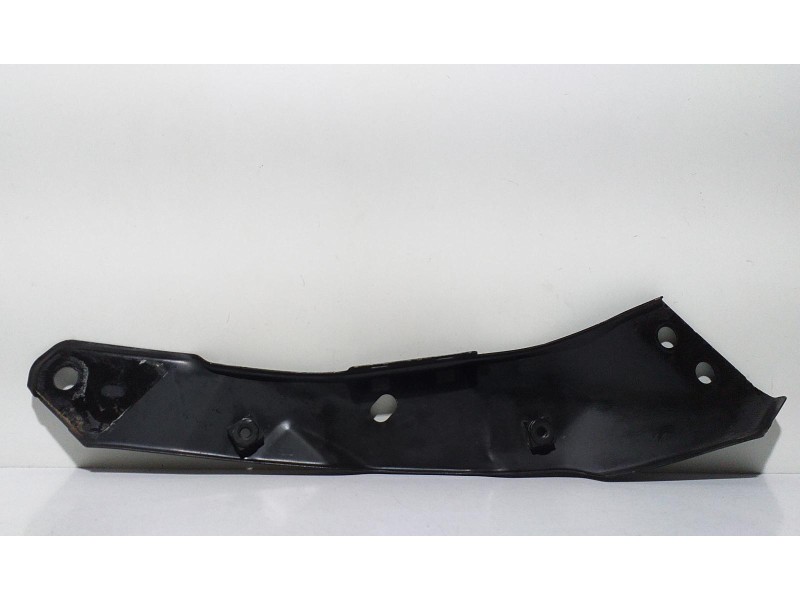 Recambio de travesaño superior para volkswagen golf vi (5k1) advance referencia OEM IAM 5K0806929B 68282 