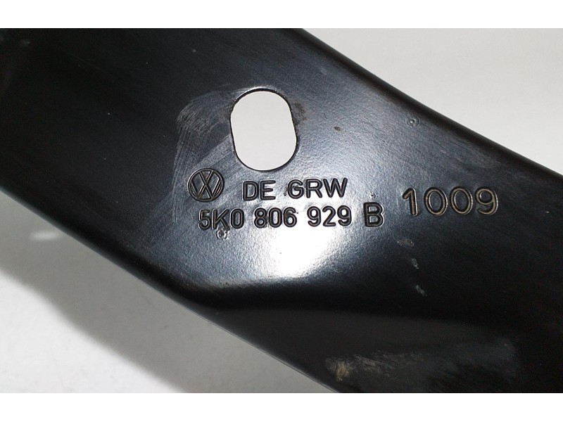 Recambio de travesaño superior para volkswagen golf vi (5k1) advance referencia OEM IAM 5K0806929B 68282 