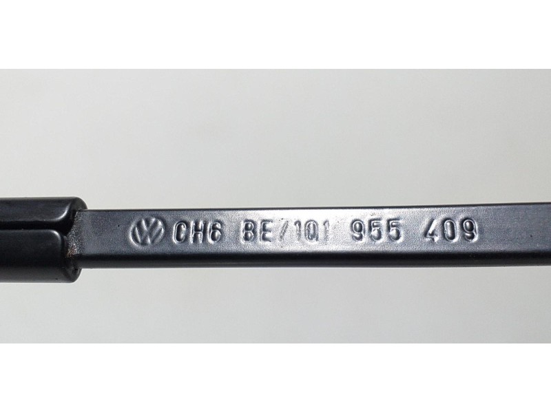 Recambio de brazo limpia delantero izquierdo para volkswagen golf vi (5k1) advance referencia OEM IAM 1Q1955409 68285 