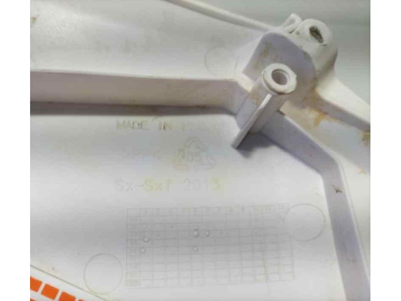 Recambio de molduras traseras para ktm ktm sxf 350 sxf 350 referencia OEM IAM  86827 