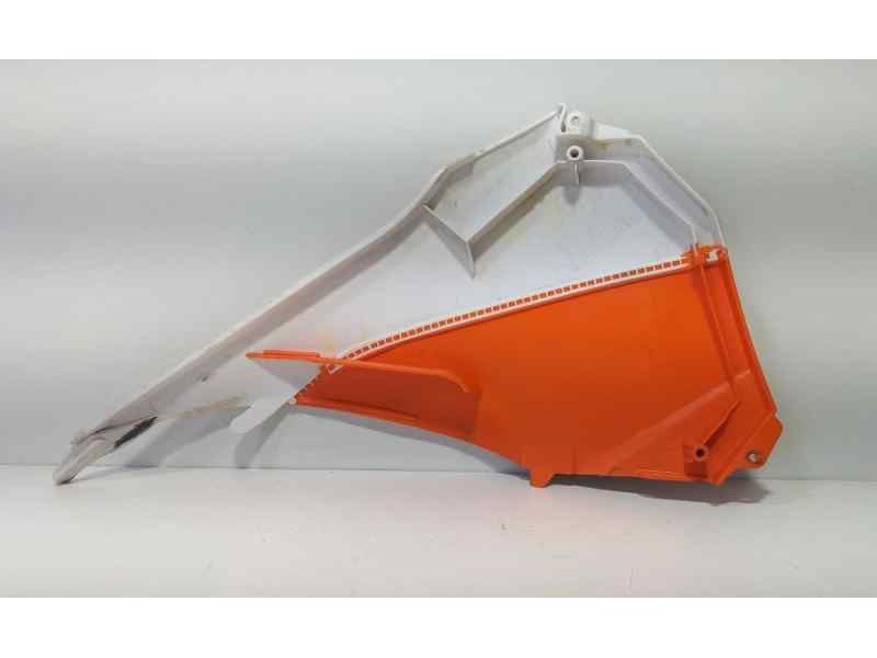 Recambio de molduras traseras para ktm ktm sxf 350 sxf 350 referencia OEM IAM  86827 