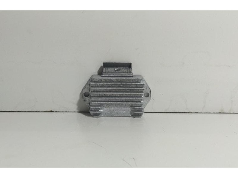 Recambio de modulo electronico para piaggio (vespa) s/lx/lxv 50/125 lx 50 referencia OEM IAM VESPA50 77779 