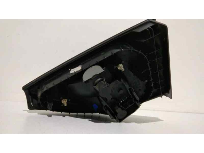 Recambio de piloto trasero izquierdo interior para renault megane i classic (la0) 1.9 dti alize referencia OEM IAM 7700838532 45 Recambio de piloto trasero izquierdo interior para renault megane i classic (la0) 1.9 dti alize referencia OEM IAM 7700838532 45