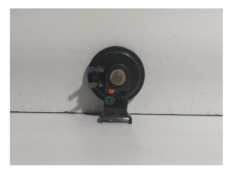 Recambio de claxon para piaggio (vespa) s/lx/lxv 50/125 lx 50 referencia OEM IAM VESPA50 77785 