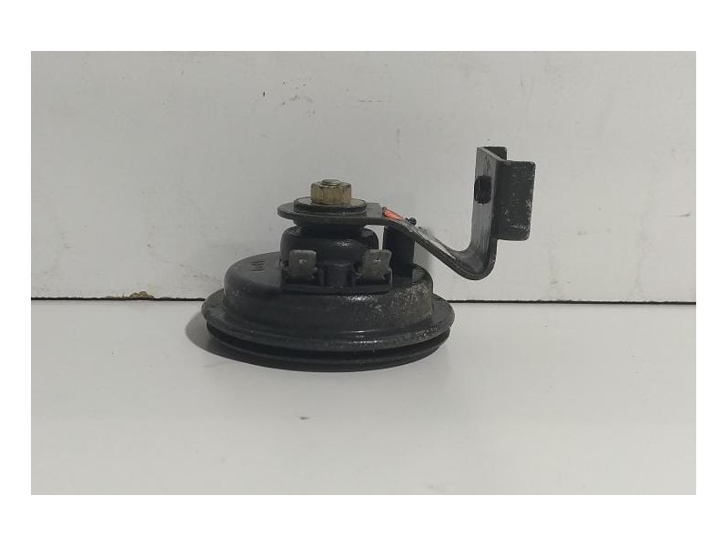 Recambio de claxon para piaggio (vespa) s/lx/lxv 50/125 lx 50 referencia OEM IAM VESPA50 77785 