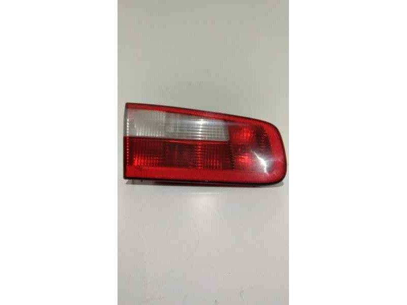 Recambio de piloto trasero izquierdo interior para renault laguna ii (bg0) authentique referencia OEM IAM 8200002475 45235  Recambio de piloto trasero izquierdo interior para renault laguna ii (bg0) authentique referencia OEM IAM 8200002475 45235