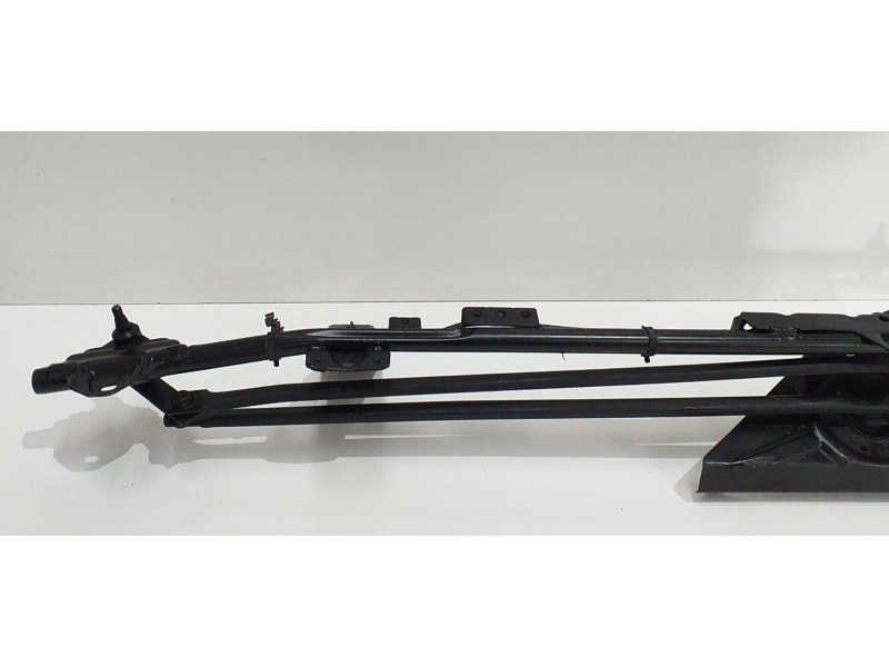 Recambio de motor limpia delantero para scania serie p/g/r (l-clase) fg r620 (4x2) largo cr 19 topline referencia OEM IAM 039024