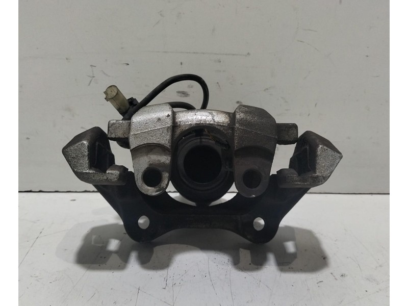 Recambio de pinza freno trasera derecha para mercedes-benz clase r (w251) 320 cdi l (251.122) referencia OEM IAM A1644235398 776