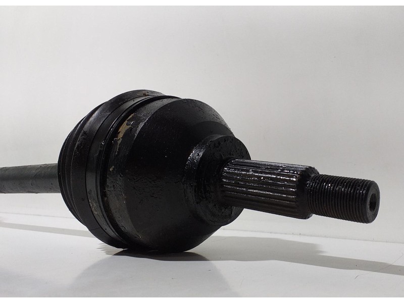 Recambio de transmision delantera derecha para opel vivaro furgón/combi (07.2006 =>) combi 2.9t l2h1 referencia OEM IAM 82004522