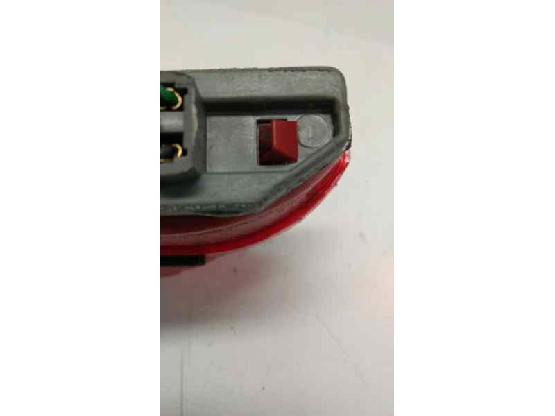 Recambio de luz central de freno para kia sportage emotion 4x2 referencia OEM IAM 927003W120 45284 