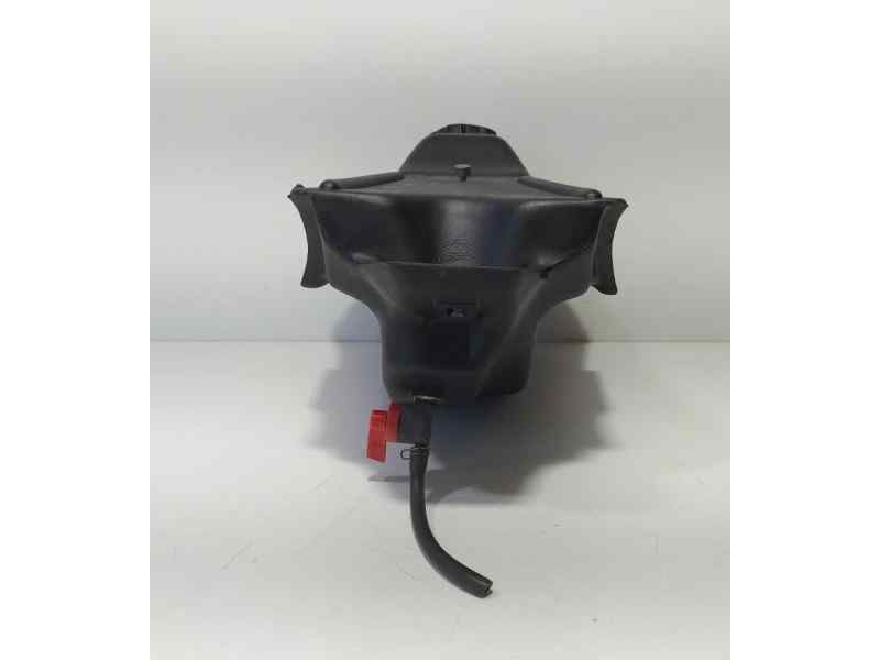 Recambio de deposito combustible para malaguti . twuelve 2010 referencia OEM IAM  86839 