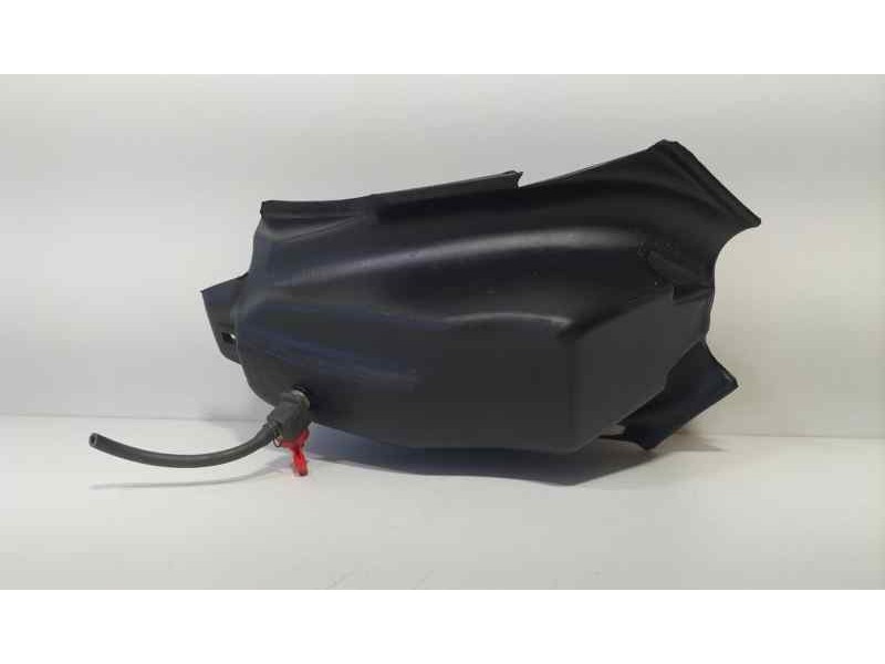 Recambio de deposito combustible para malaguti . twuelve 2010 referencia OEM IAM  86839 