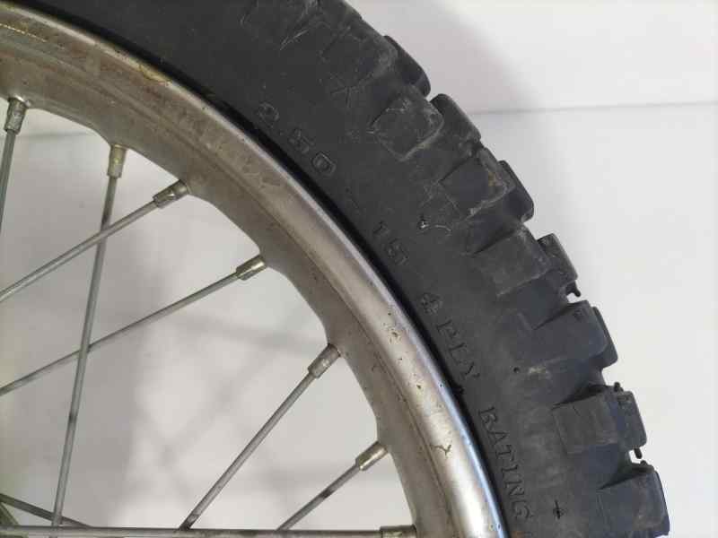 Recambio de llanta para malaguti . twuelve 2010 referencia OEM IAM  86840 