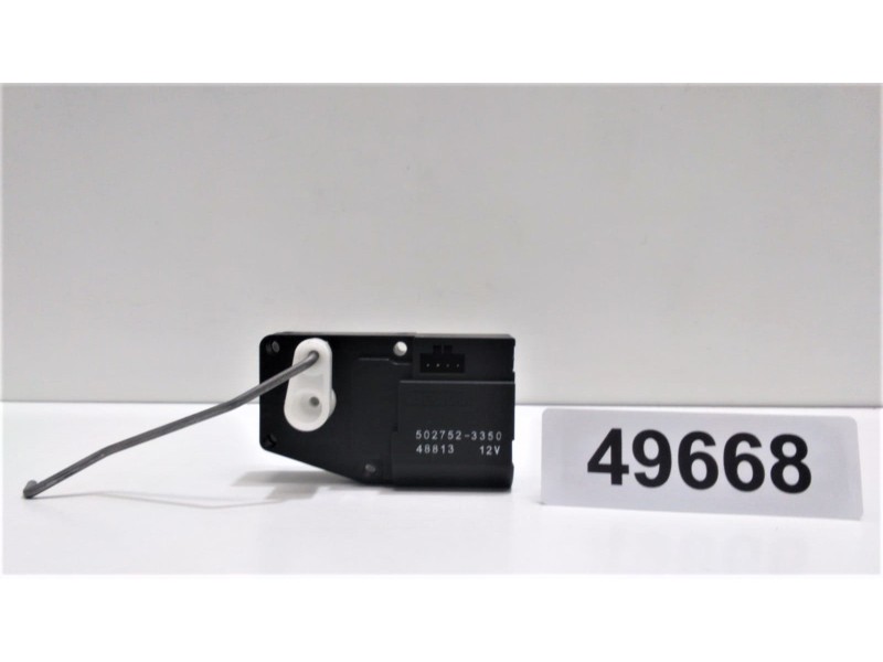 Recambio de motor apertura trampillas climatizador para suzuki grand vitara 5 puertas sq (ft) 2.0 td referencia OEM IAM 50275233