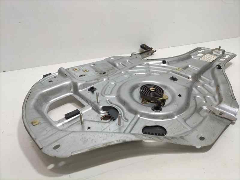 Recambio de elevalunas delantero derecho para hyundai tucson (jm) 2.0 crdi comfort (4wd) referencia OEM IAM 824802E010 84247 R