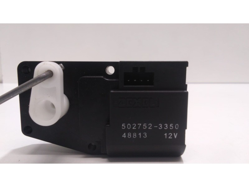 Recambio de motor apertura trampillas climatizador para suzuki grand vitara 5 puertas sq (ft) 2.0 td referencia OEM IAM 50275233