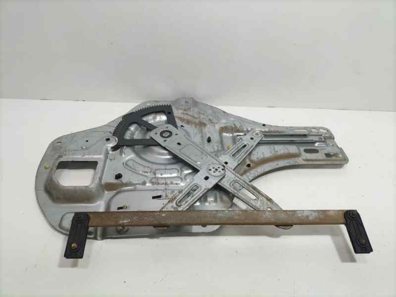 Recambio de elevalunas delantero derecho para hyundai tucson (jm) 2.0 crdi comfort (4wd) referencia OEM IAM 824802E010 84247 R