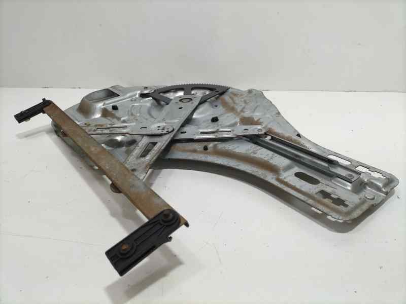 Recambio de elevalunas delantero derecho para hyundai tucson (jm) 2.0 crdi comfort (4wd) referencia OEM IAM 824802E010 84247 R