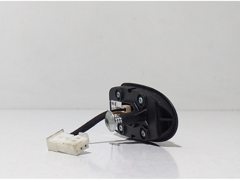 Recambio de mando volante para mercedes-benz clase s (w221) berlina 350 (221.056) referencia OEM IAM 2218211751 68376 