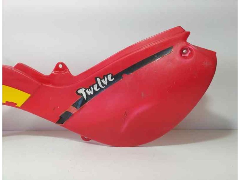 Recambio de molduras delanteras para malaguti . twuelve 2010 referencia OEM IAM  86844 