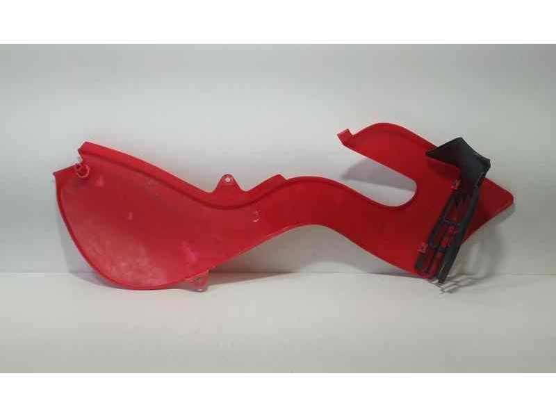 Recambio de molduras delanteras para malaguti . twuelve 2010 referencia OEM IAM  86844 