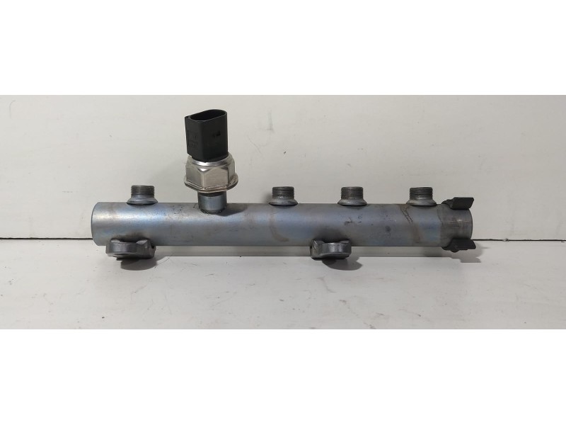 Recambio de rampa inyectora para volkswagen touareg (7l6) tdi v6 +motion referencia OEM IAM 059130089AB 77821 