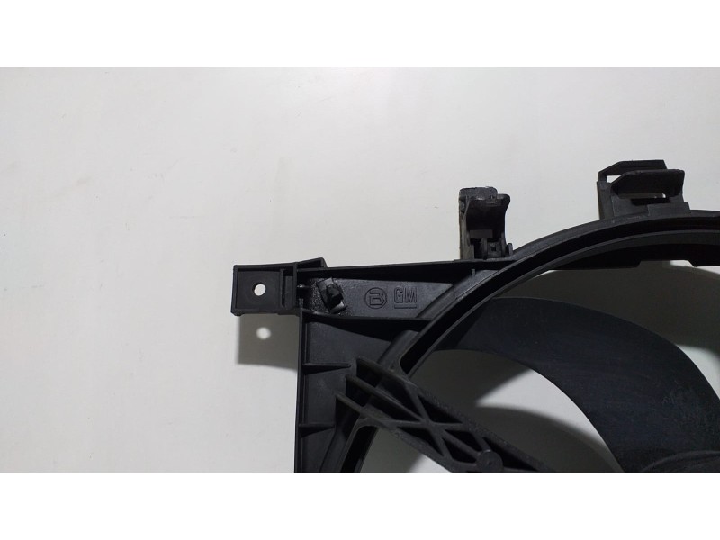 Recambio de electroventilador para opel corsa d innovation referencia OEM IAM 13107500 68386 
