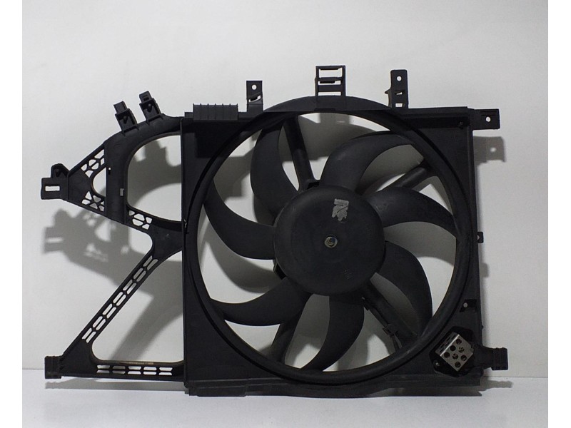 Recambio de electroventilador para opel corsa d innovation referencia OEM IAM 13107500 68386 