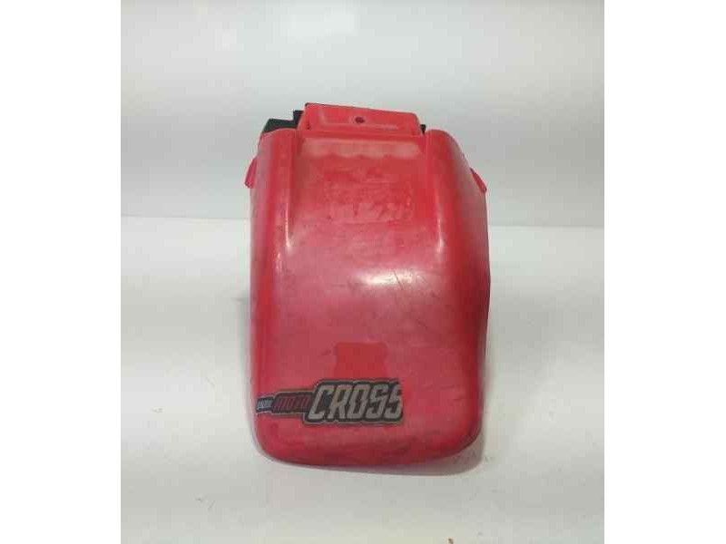 Recambio de guardabarros para malaguti . twuelve 2010 referencia OEM IAM  86848 